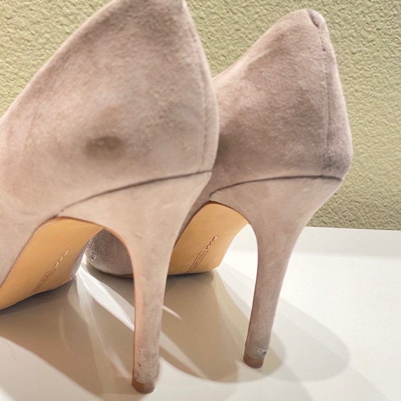 Vince Camuto Ankia Suede Pump - Nude - 7.5 - EUC! - Picture 3 of 9